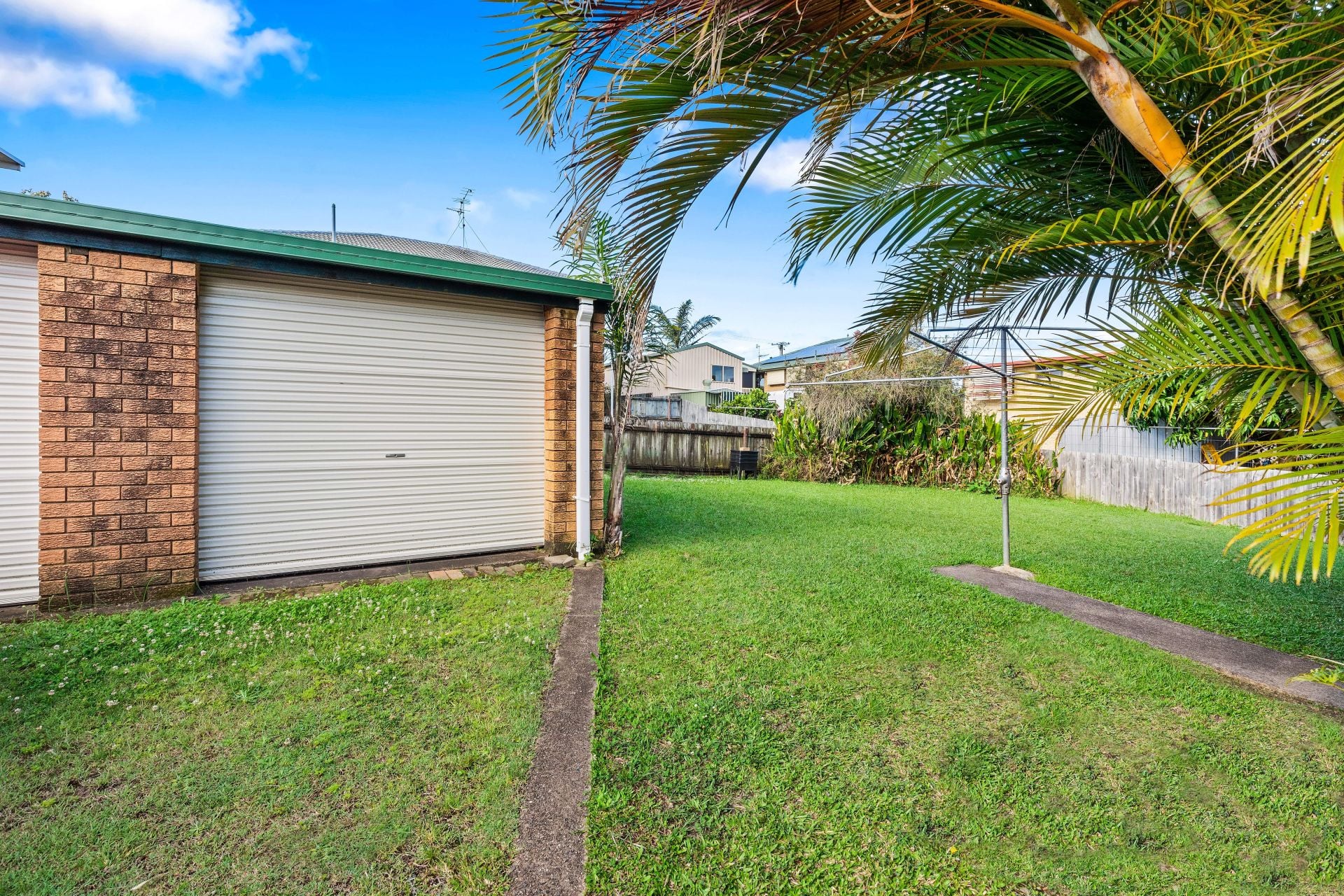 1 & 2/23 Beerburrum Street Battery Hill QLD, Battery Hill - Thumbnail 8