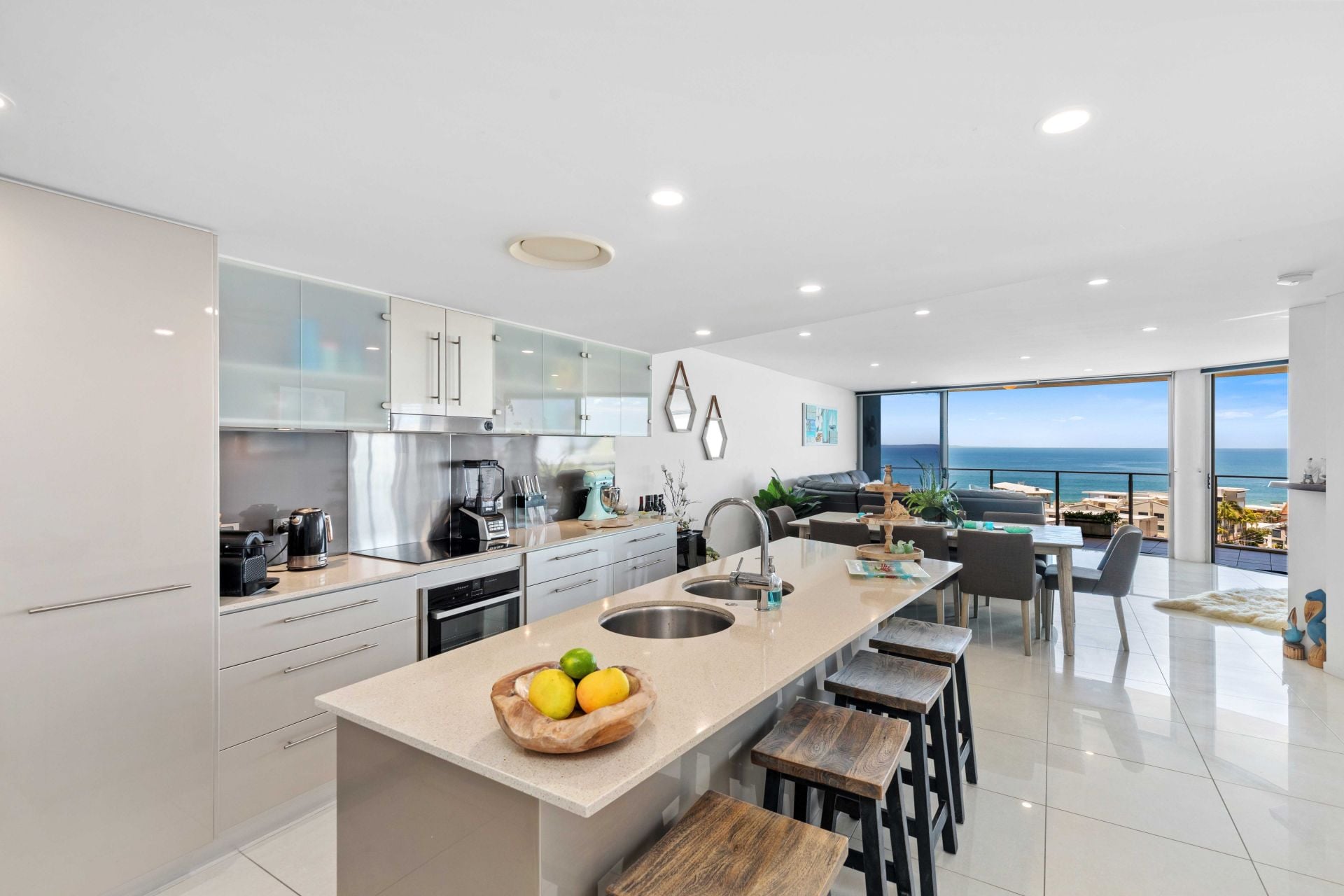 701/3 Arthur Street Kings Beach QLD, Kings Beach - Thumbnail 4