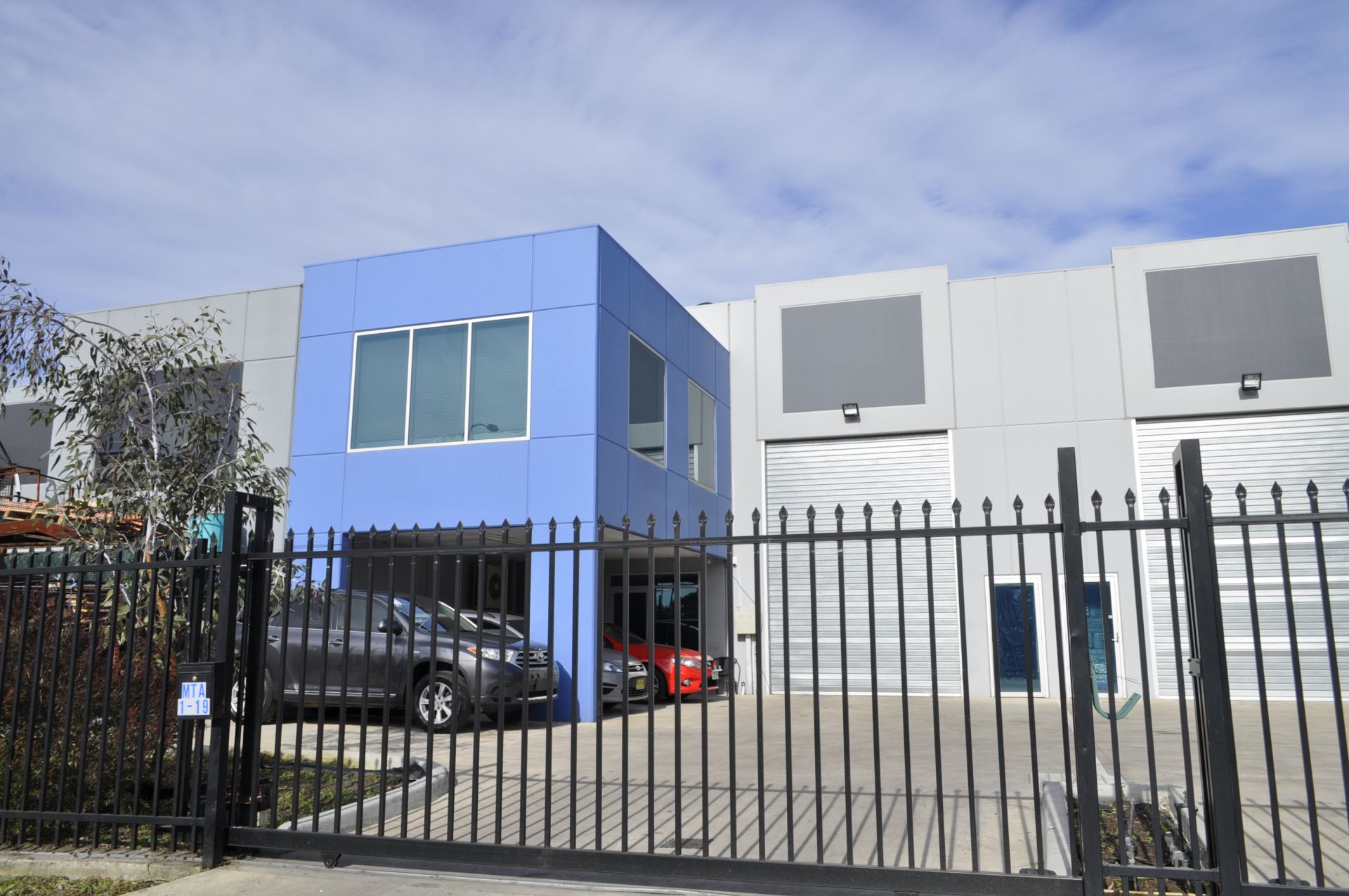 MODERN FACTORY INVESTMENT WITH EVERYTHING!!