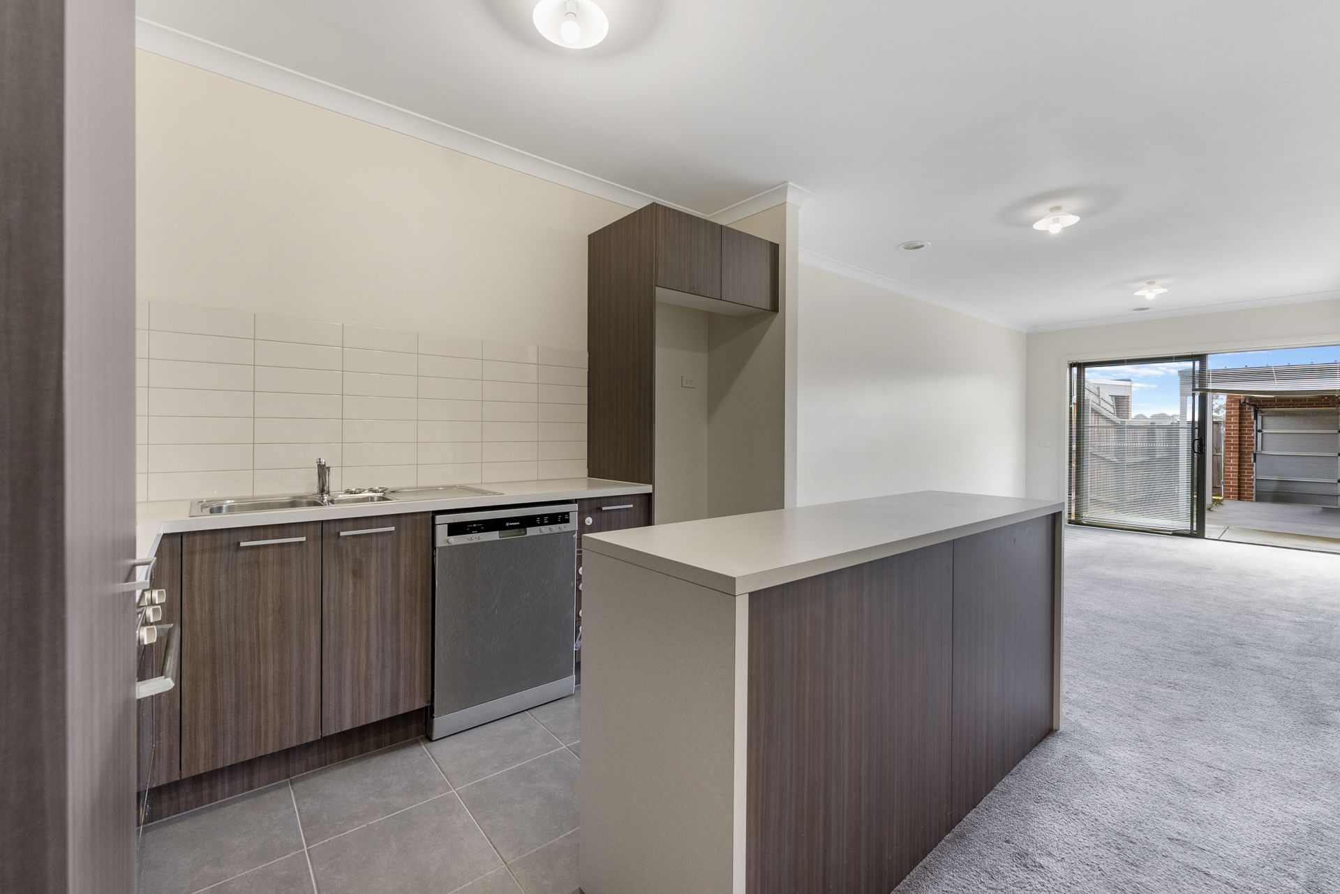 27 Passionfruit Crescent Mernda, Mernda - Thumbnail 4