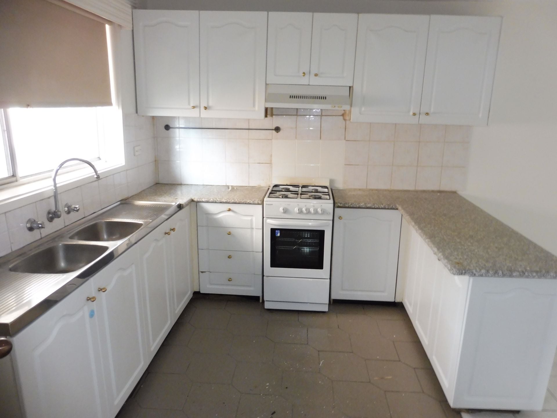 CLOSE TO ALL AMENITIES