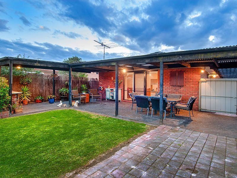 63 Ailsa Street South, Altona Meadows - Thumbnail 4