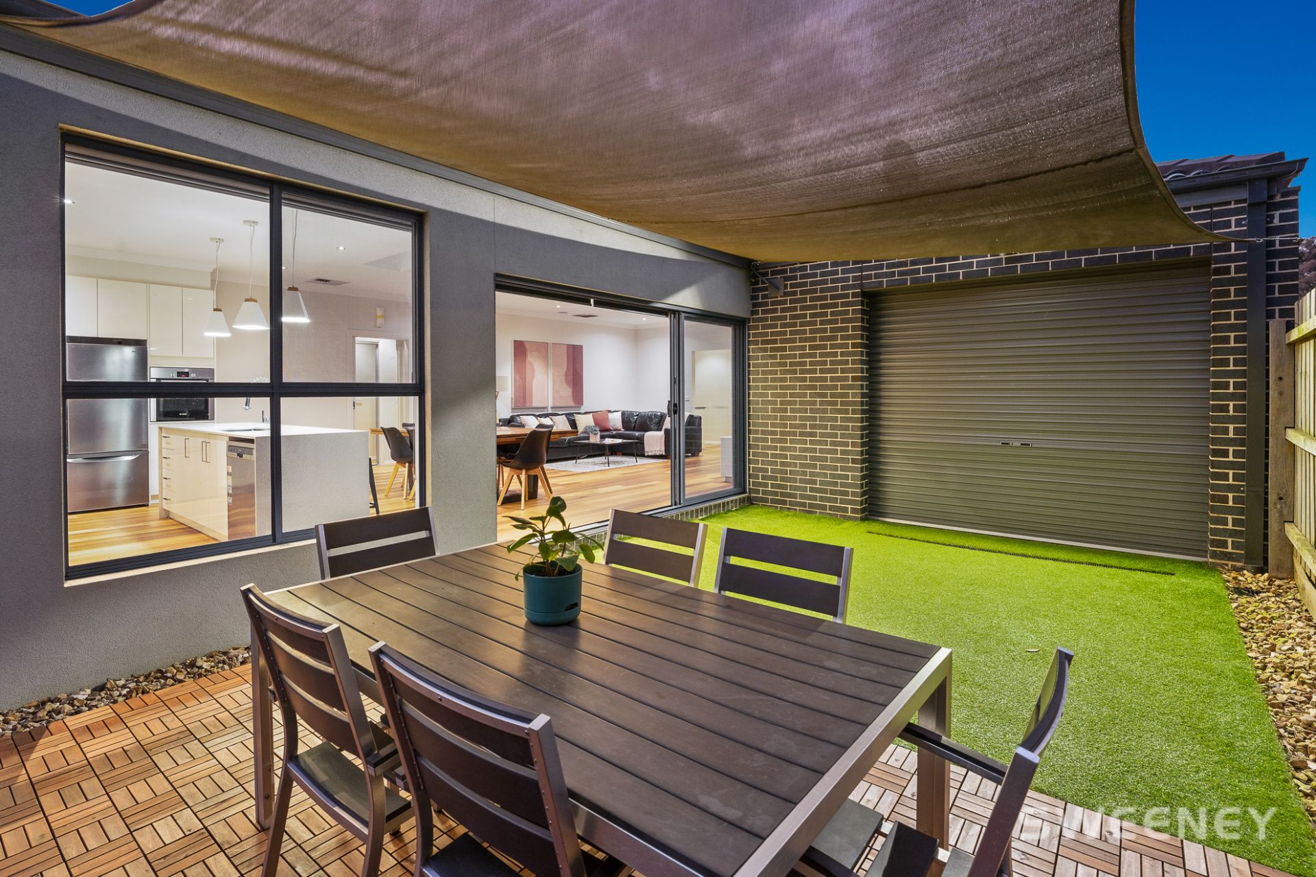 2/5 Stapley Crescent, Altona North - Thumbnail 4