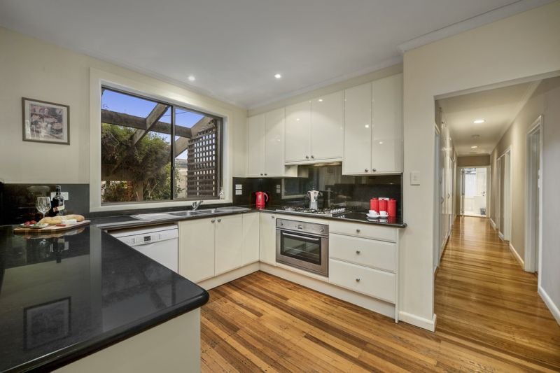 206-208 Waiora Road, Rosanna - Thumbnail 6