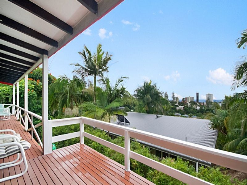 4 Tooloon Street COOLANGATTA QLD, Coolangatta - Thumbnail 2