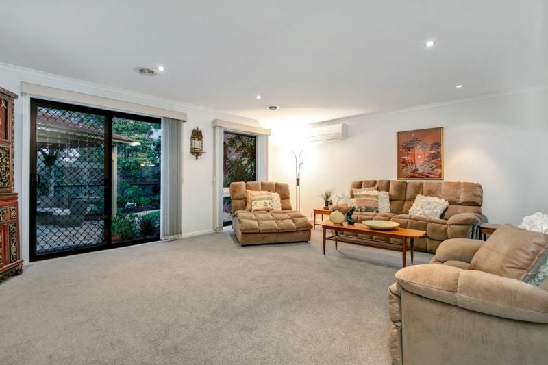8 Armiston Grove, Altona Meadows - Thumbnail 5