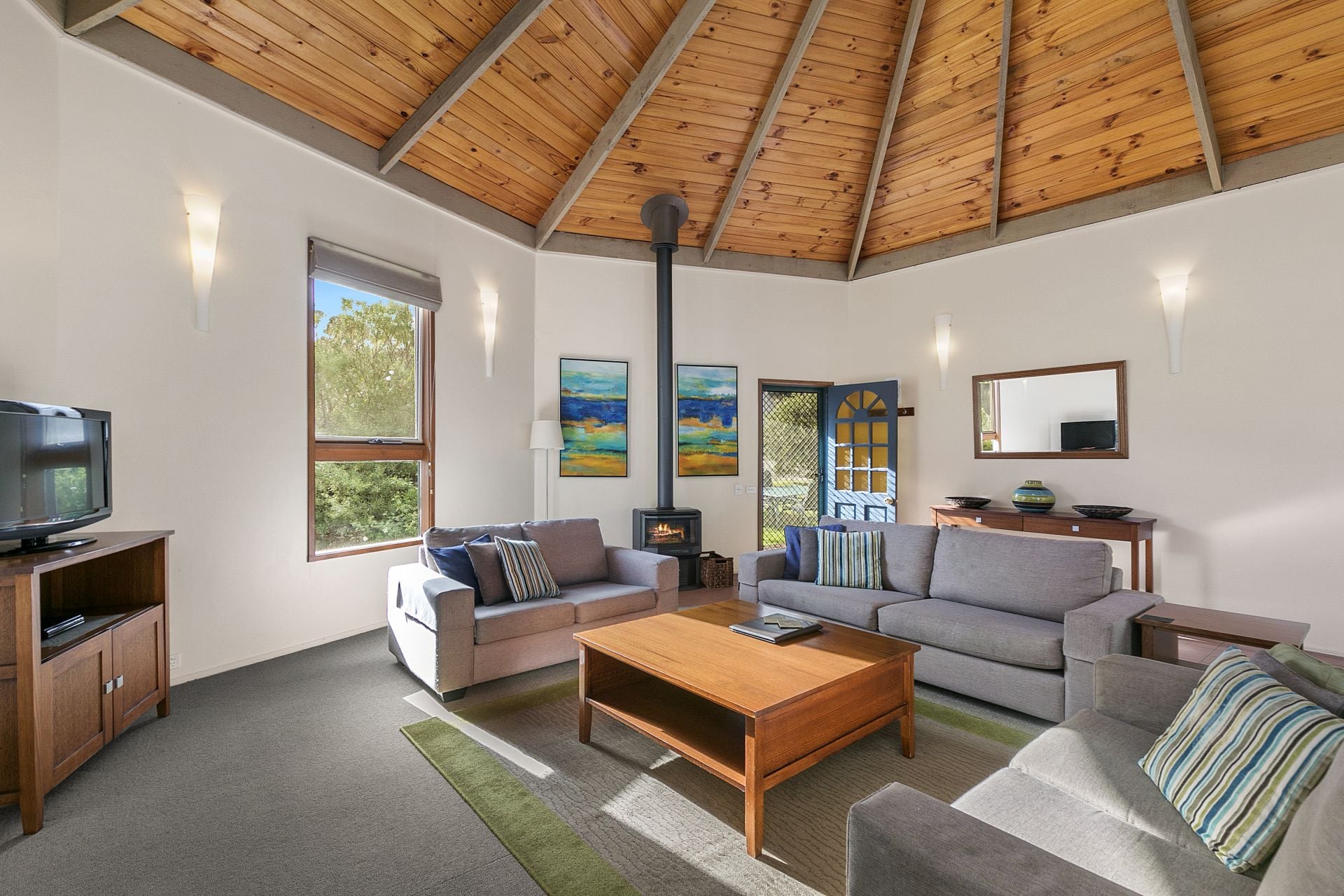 3/2-4 Barton  Court, Aireys Inlet - Thumbnail 5