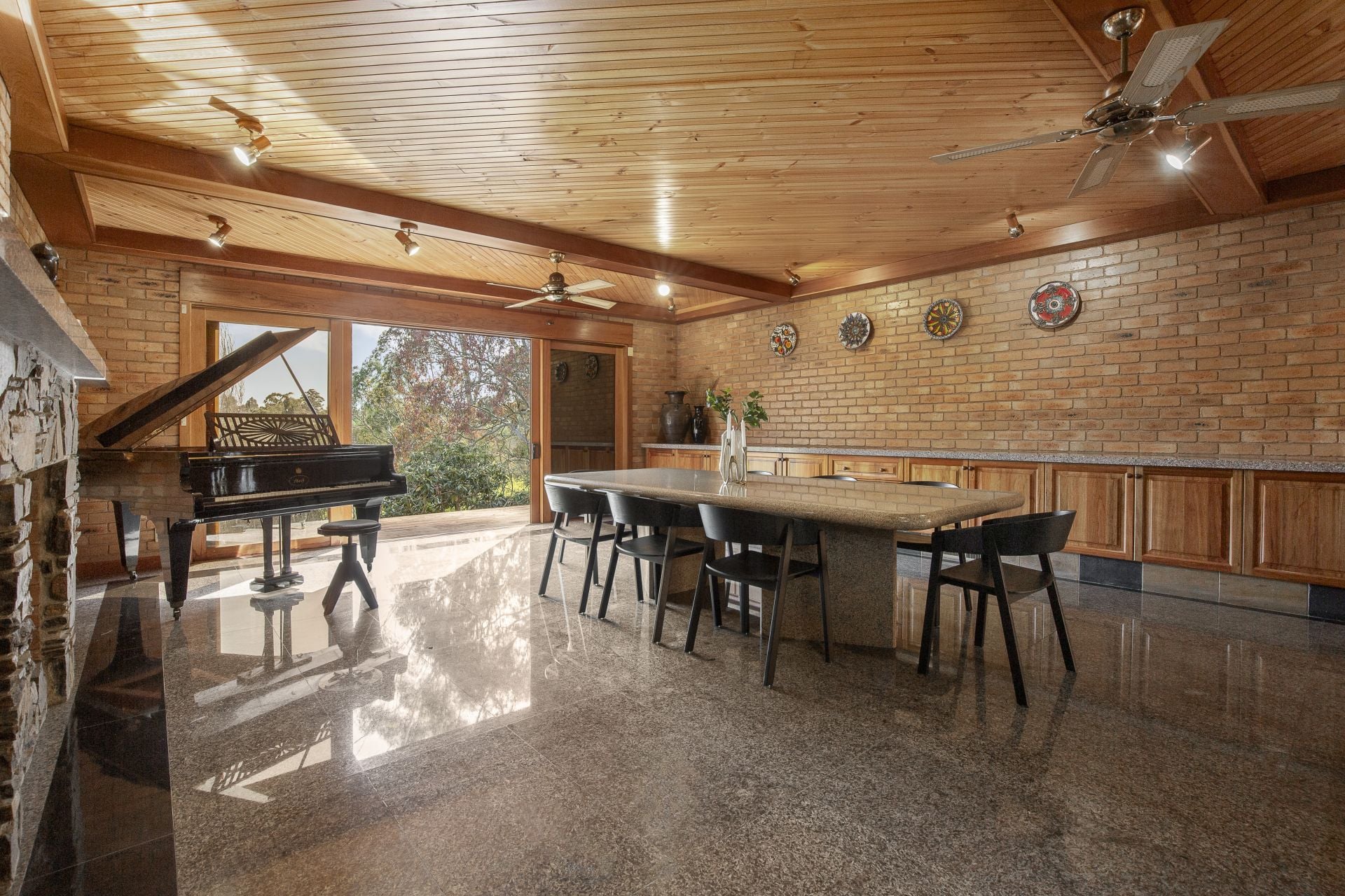 1713m2 in Fairy Hills Precinct