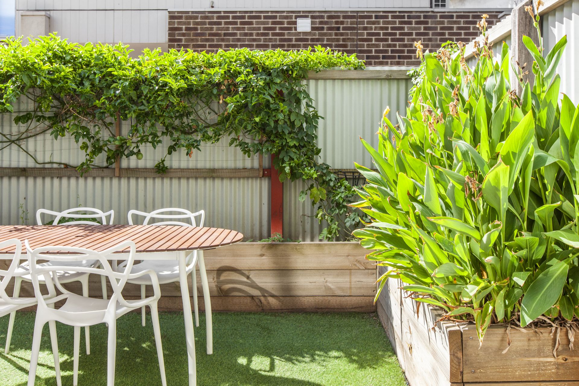Perfectly Placed With Courtyard Bliss