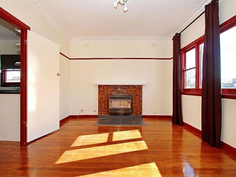 FULLY RENOVATED FAMILY HOME IN A GREAT LOCATION!