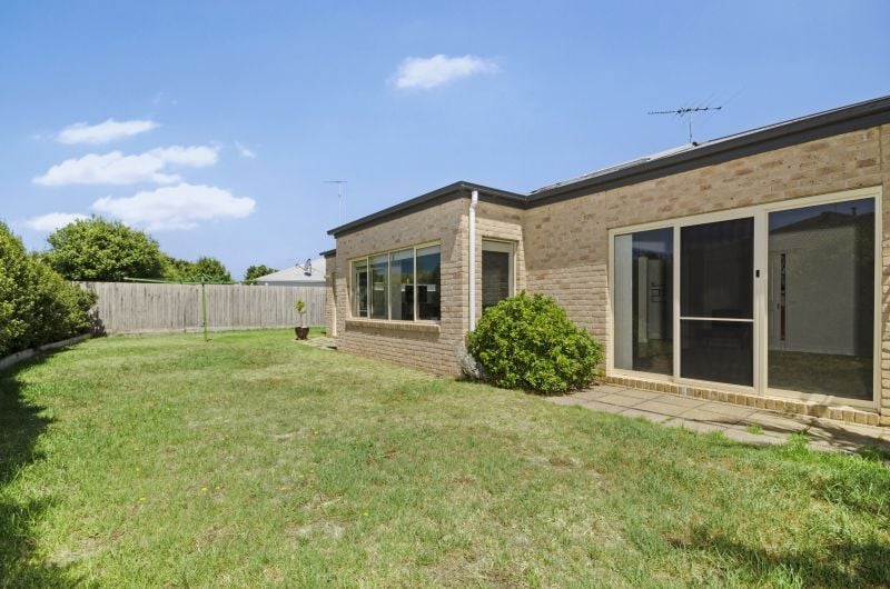 8 Greenview Rise Ocean Grove VIC, Ocean Grove - Thumbnail 5