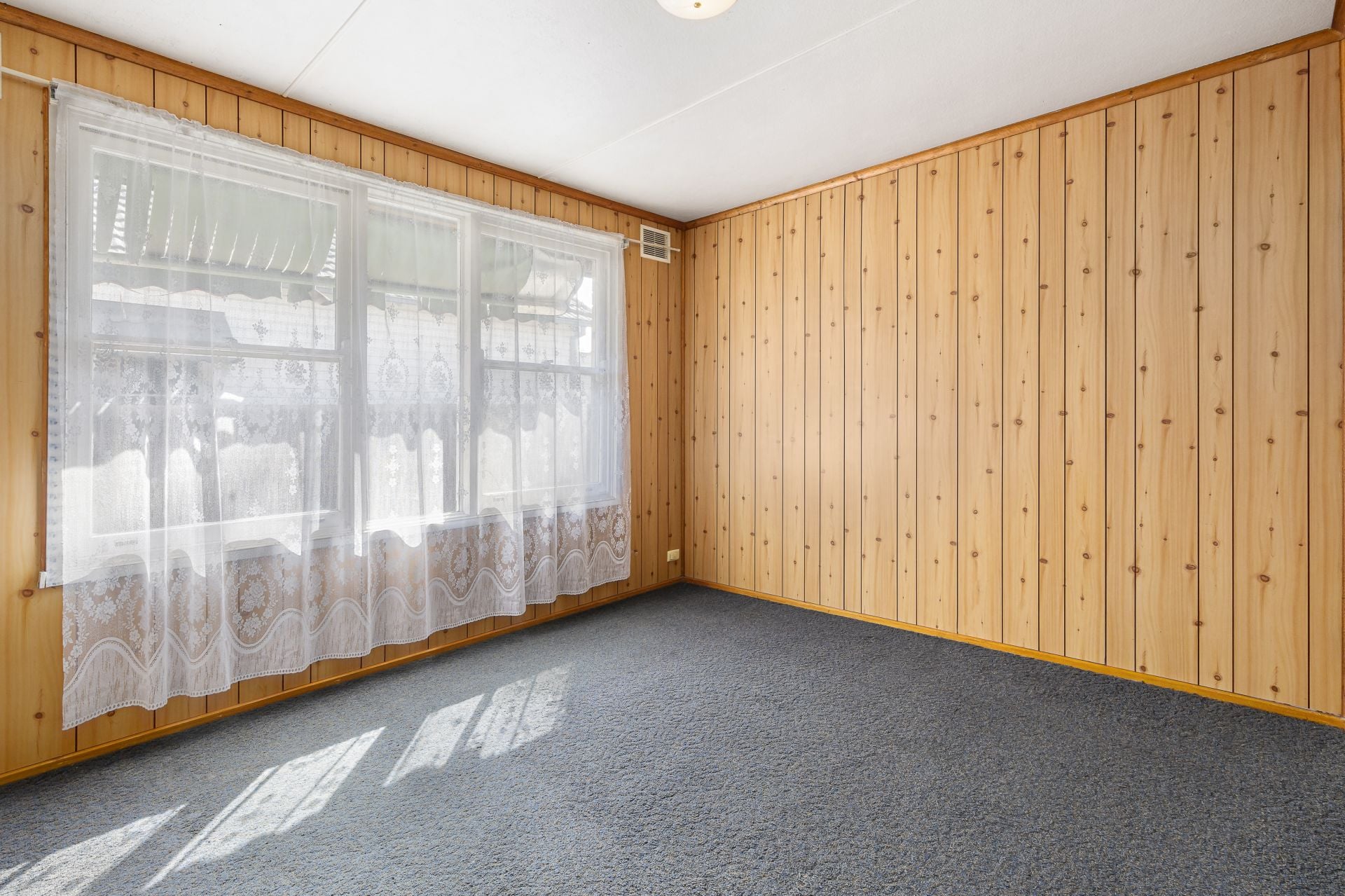 Great opportunity on Edwards Street
