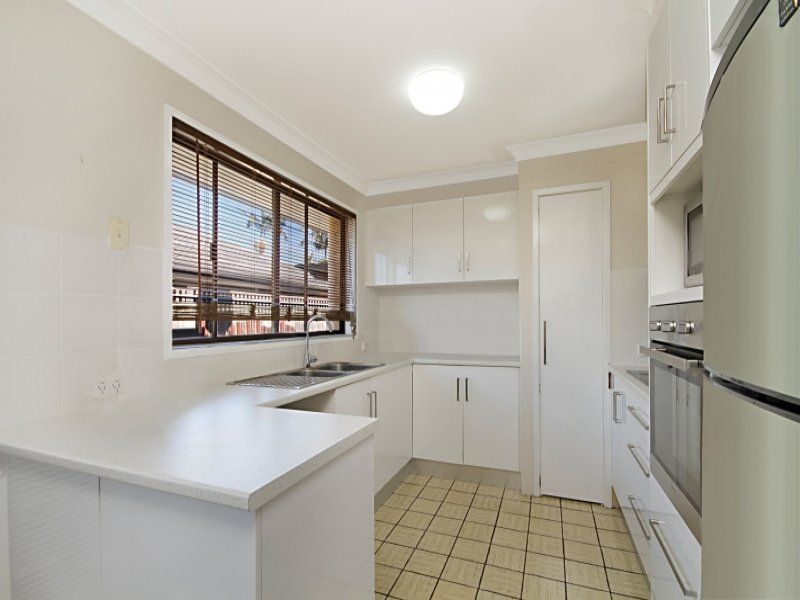 2/9 Bambaroo Crescent TWEED HEADS NSW, Tweed Heads - Thumbnail 4