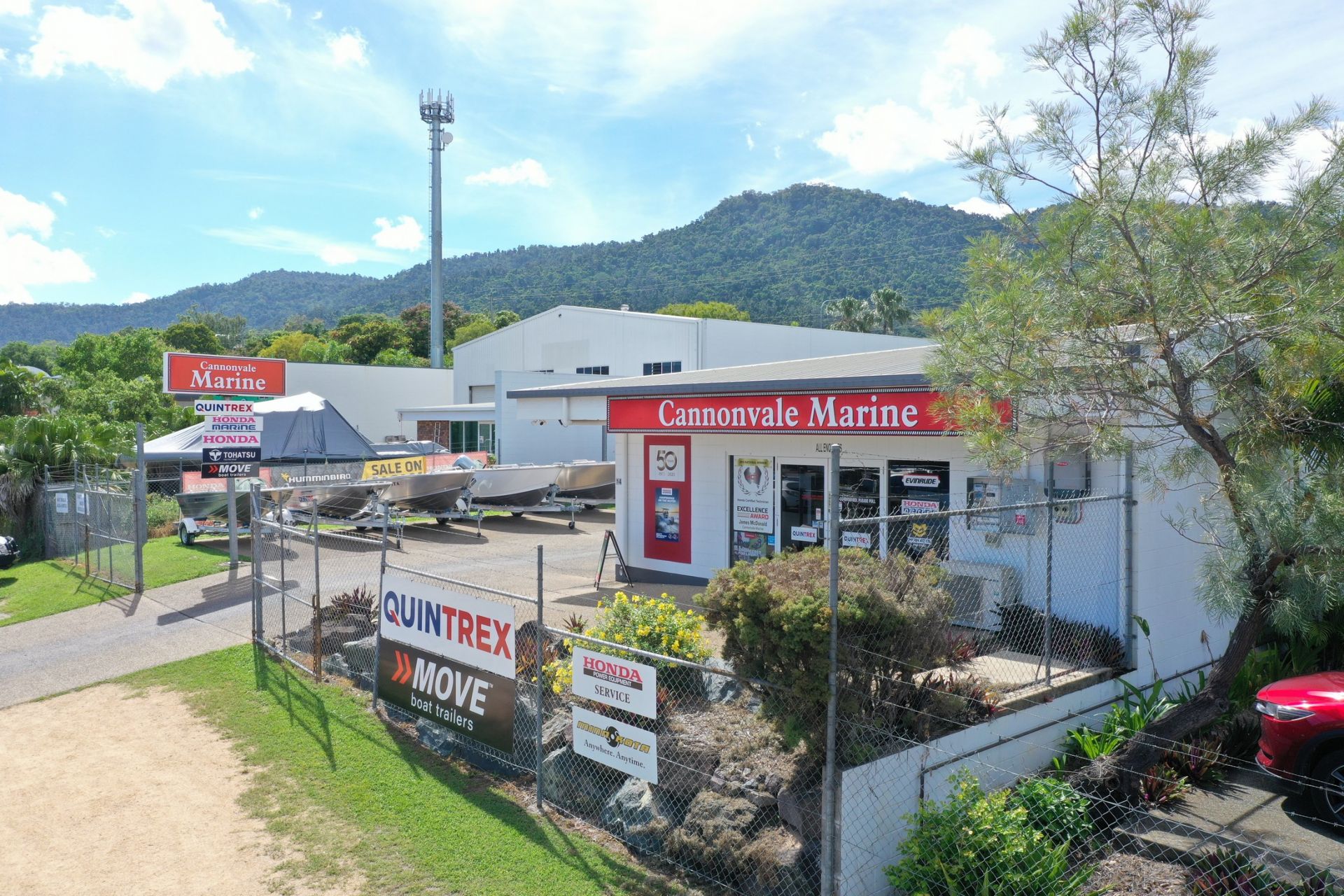 14 McIntosh Drive, Cannonvale Taylors Property Specialists