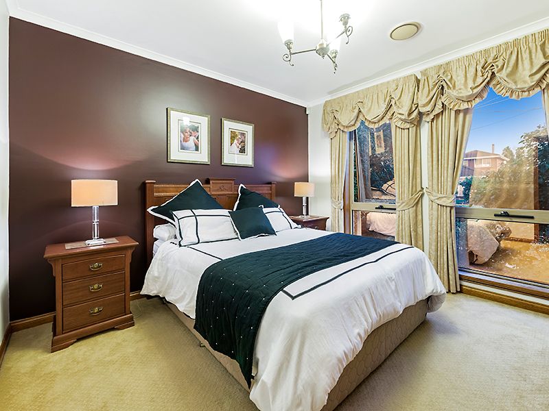 17 Hopkins Court, Altona Meadows - Thumbnail 8