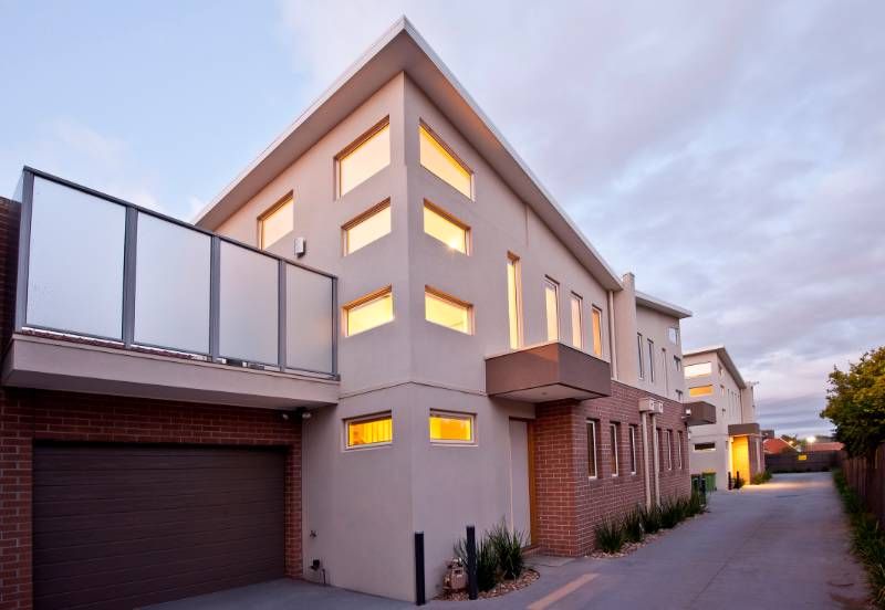 2/11 Churchill Avenue, Maidstone - Thumbnail 2