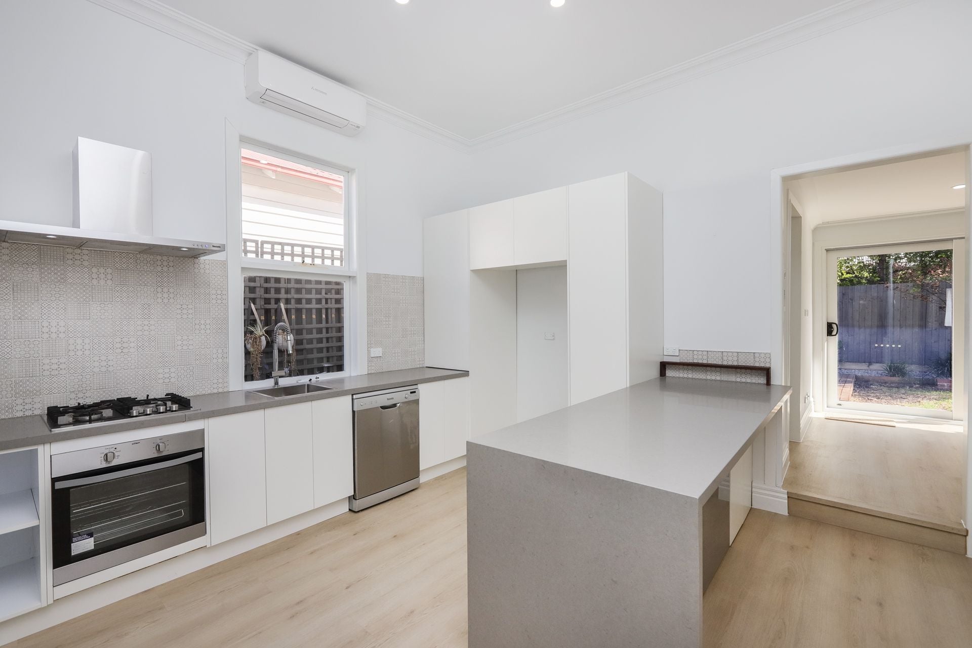 30 Sussex Street Yarraville VIC, Yarraville - Thumbnail 6