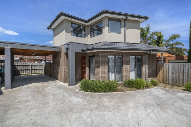 3/6 West Court, Lalor