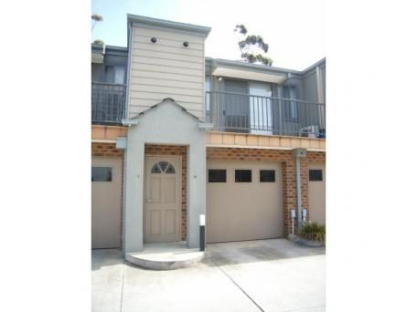 IN THE HEART OF BUNDOORA!