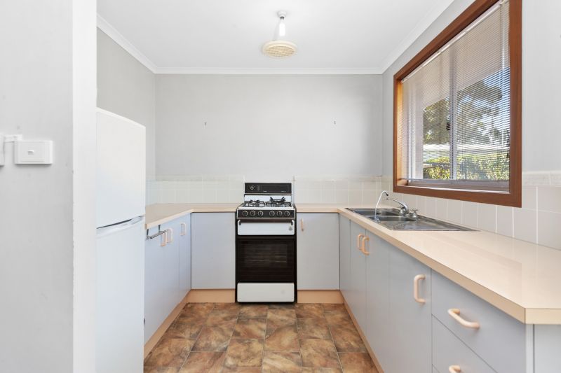 2/10 Charlotte Street, Sebastopol, Sebastopol - Thumbnail 5