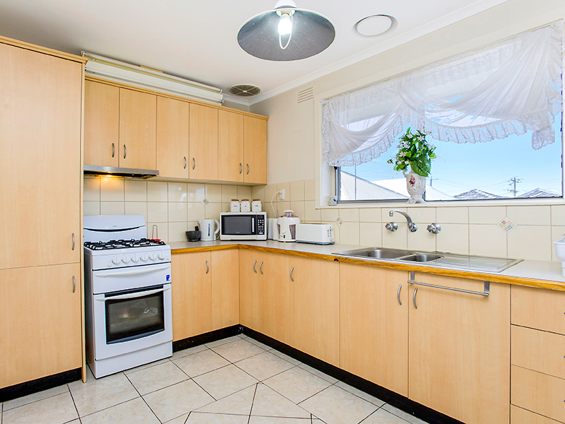6/221 Blackshaws Road, Altona North - Thumbnail 3