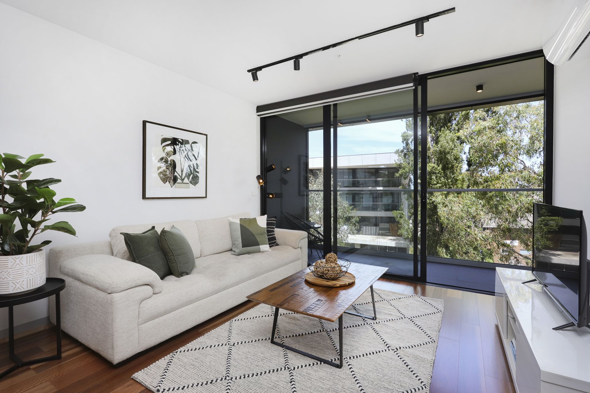 212/110 Roberts Street West Footscray VIC, West Footscray - Thumbnail 3