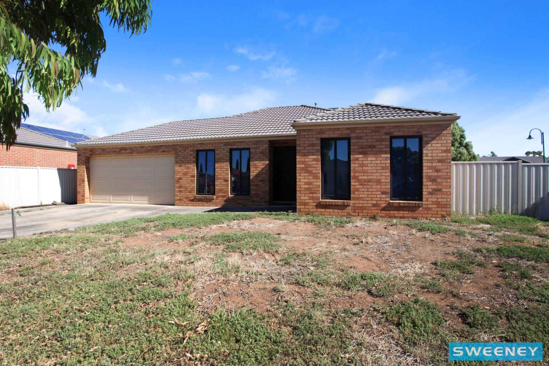 7 Daintree Retreat, Caroline Springs Sweeney Estate Agents