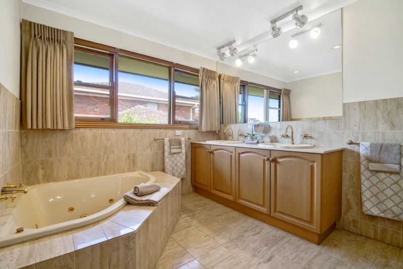 36 Winmalee Road, Balwyn - Thumbnail 6