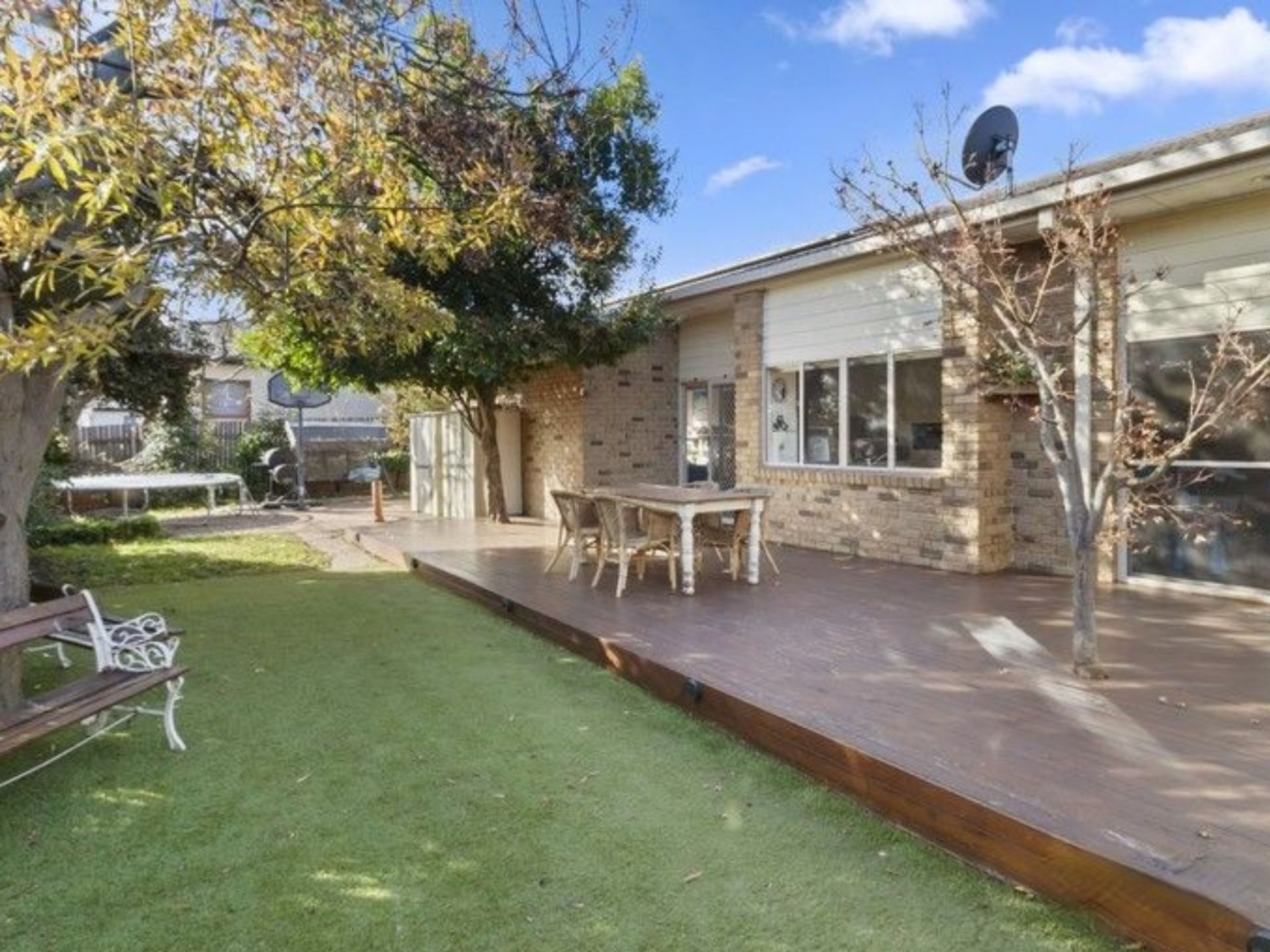 19 Gabriel Drive Jerrabomberra NSW, Jerrabomberra - Thumbnail 2
