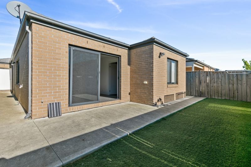 8 Guardian Street, Mickleham