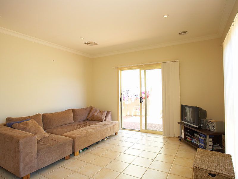 32 Lennon Boulevard, Point Cook - Thumbnail 7