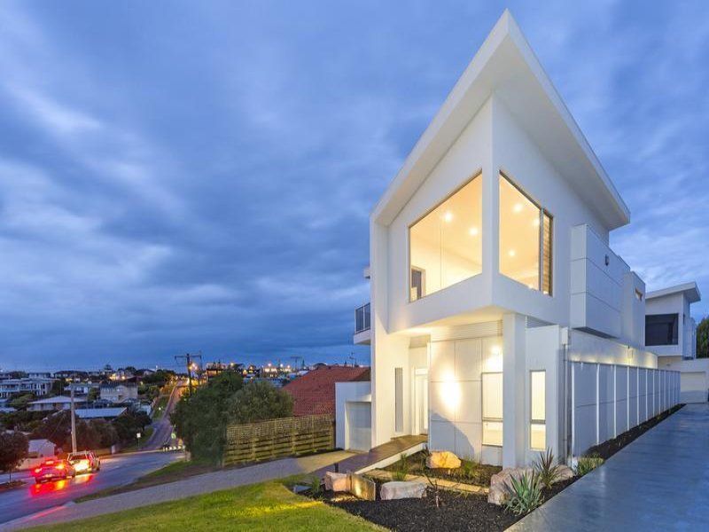 1 Governors Place OCEAN GROVE VIC, Ocean Grove - Thumbnail 2