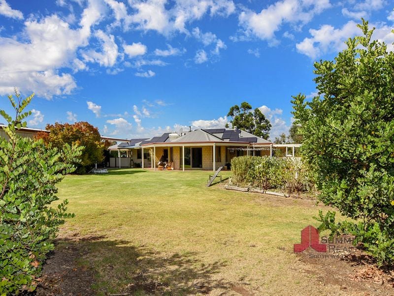 Real Estate For Sale 60 Ewing Street Allanson , WA