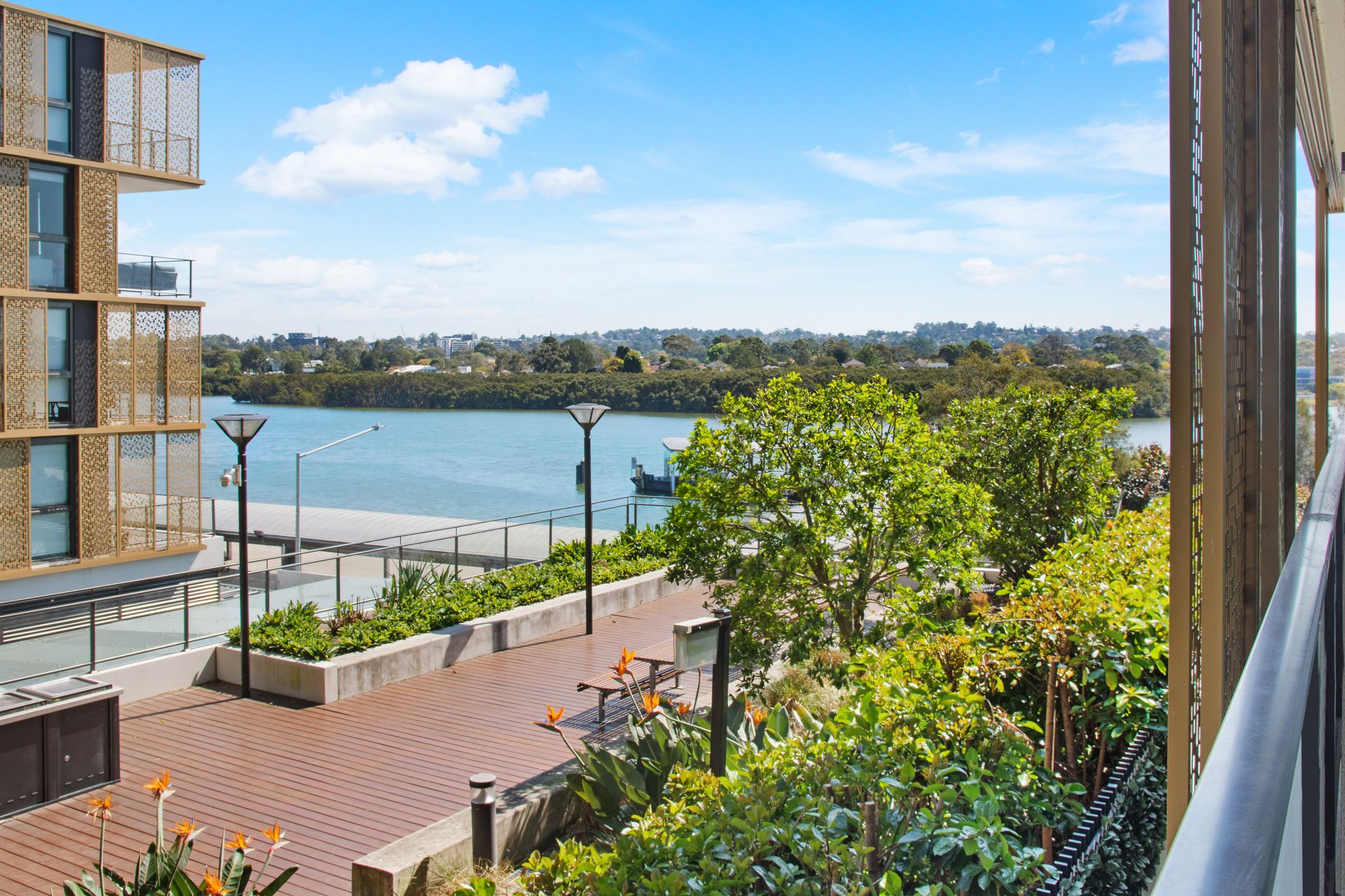 345/1E Burroway Road, Wentworth Point Morton