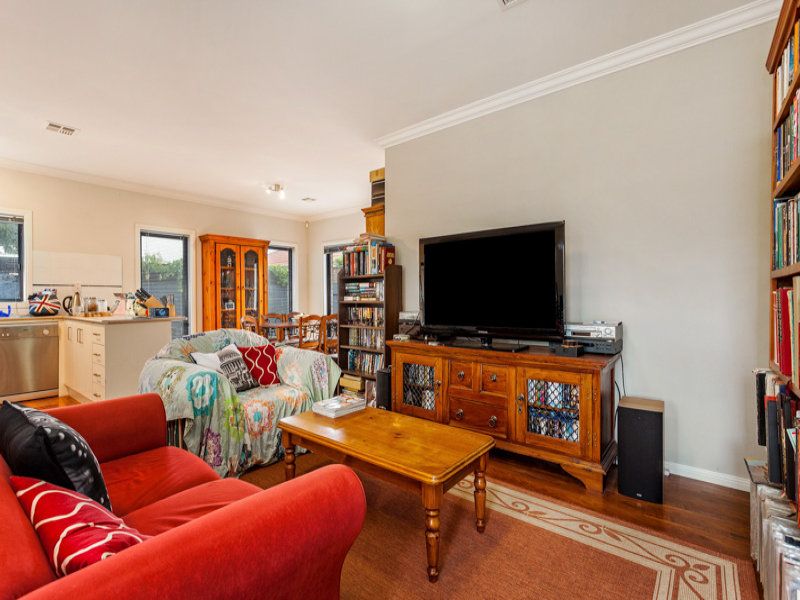 2/1 Conifer Avenue, Brooklyn - Thumbnail 3