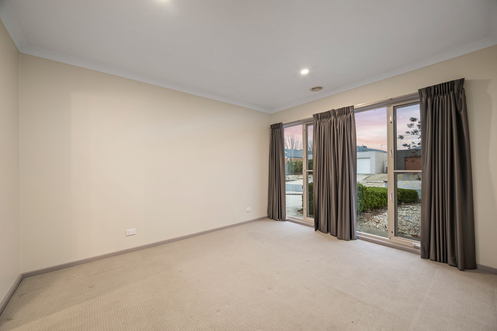 9 Kingfisher Drive, Wangaratta OBrien Real Estate