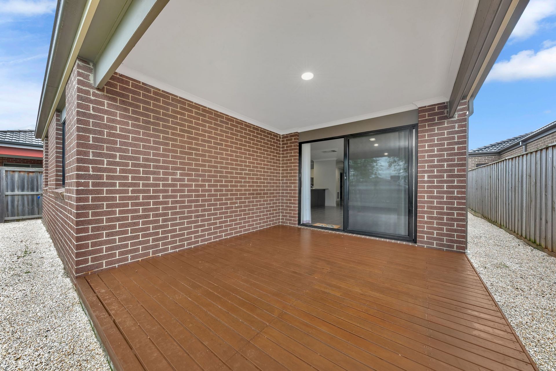 Hows this for Value - 4 Bedrooms + 2 Living Areas !