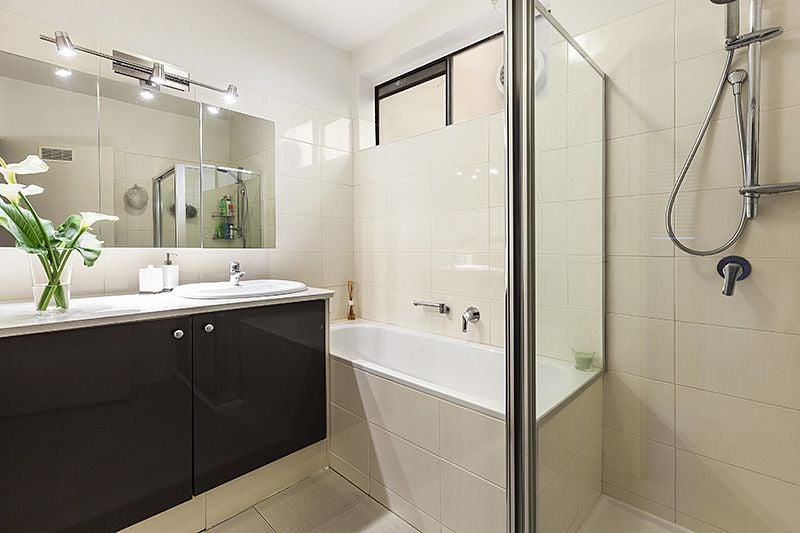 1/89 Manningtree Road, Hawthorn - Thumbnail 4
