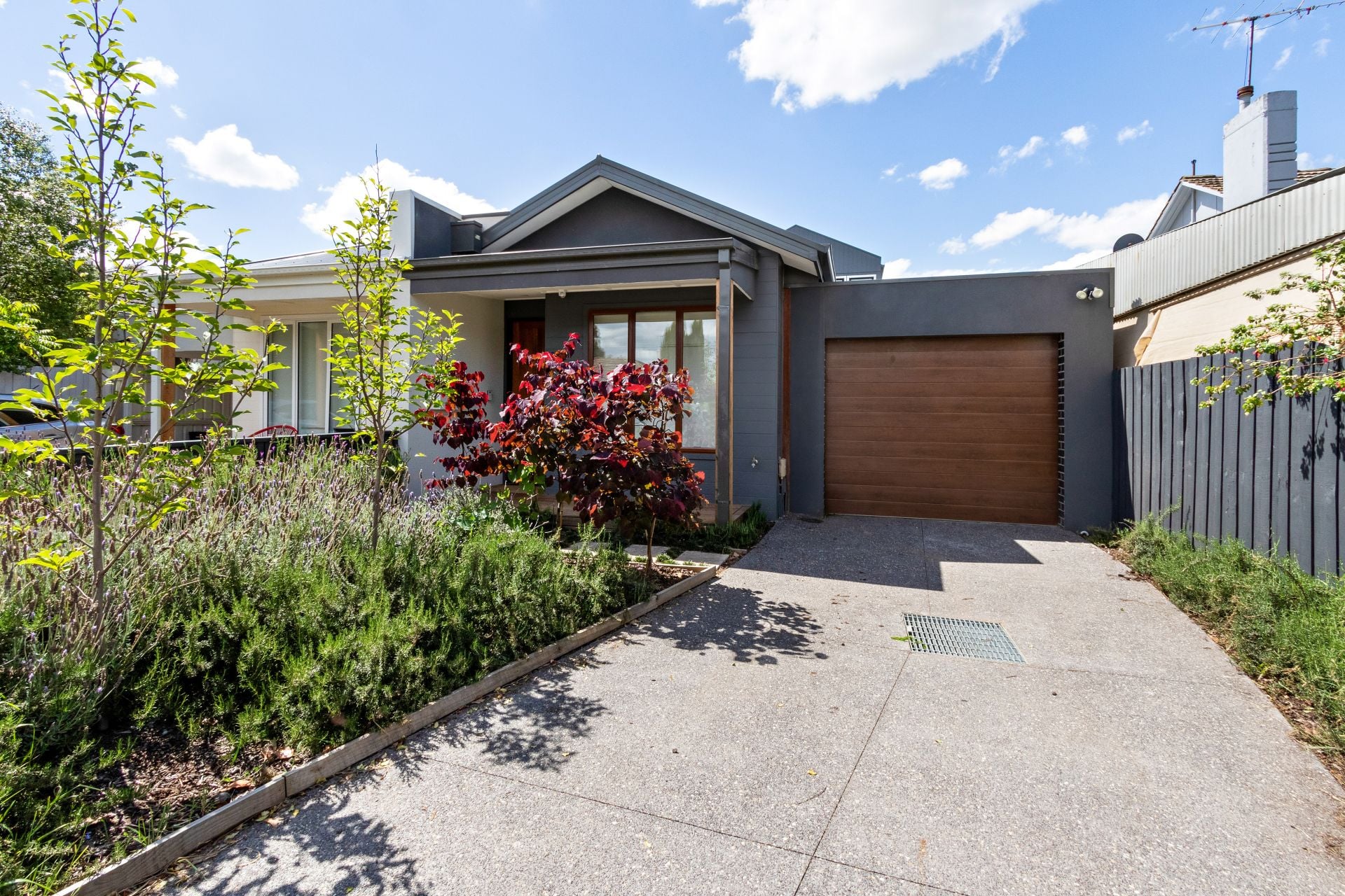 Stunning Architecturally Designed Semi-Detached House In Thornbury