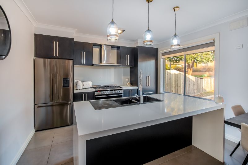 38 Yarra Avenue, Reservoir