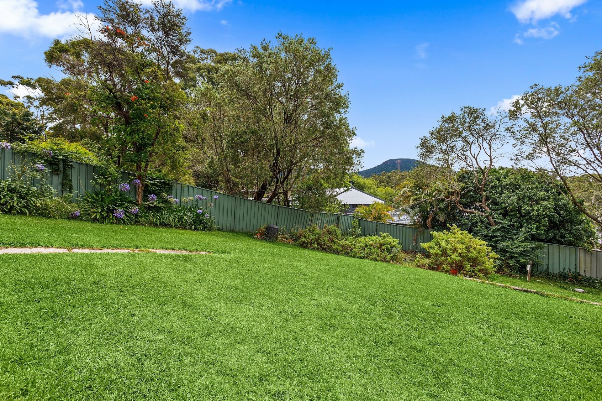 Real Estate For Sale 32 Gellatly Avenue Figtree , NSW