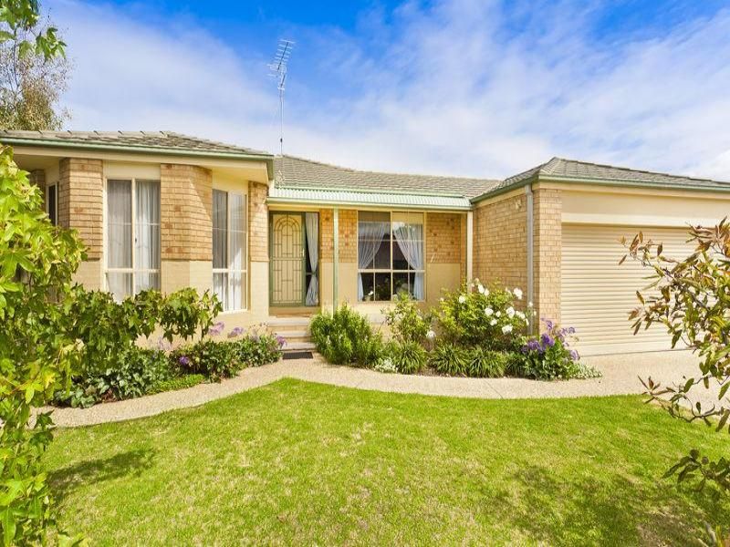 4 Cosham Court BARWON HEADS VIC, Barwon Heads - Thumbnail 2