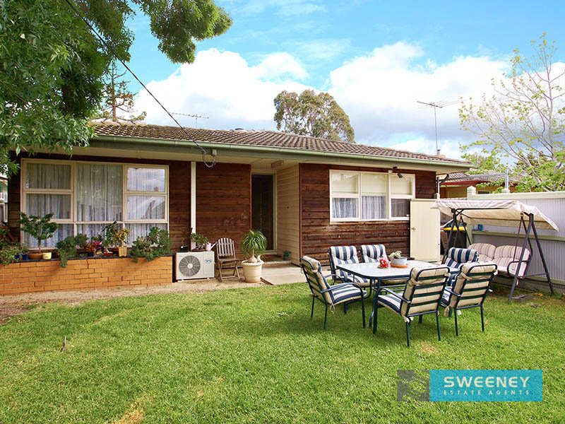 11 Merritt Court, Altona - Thumbnail 2