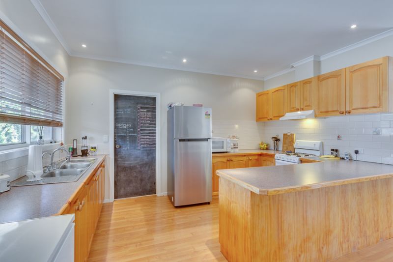 11 Carey Crescent, Bacchus Marsh - Thumbnail 4