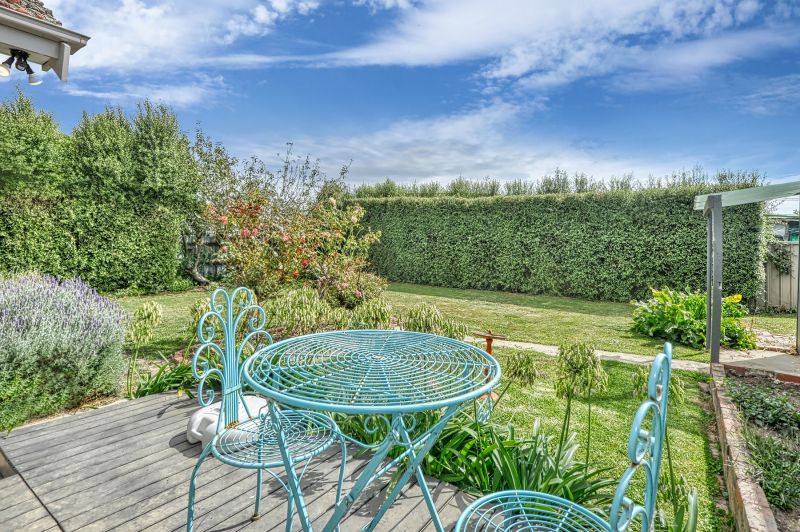 14 Orama Avenue, Wendouree Ballarat Real Estate Pty Ltd