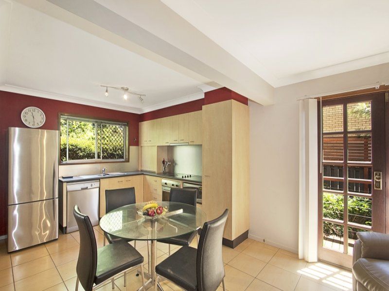 2/57 Bimbadeen Avenue BANORA POINT NSW, Banora Point - Thumbnail 5