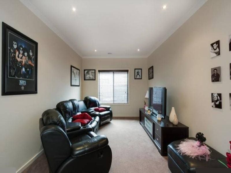 13 Lupin Street MERNDA, Mernda - Thumbnail 6