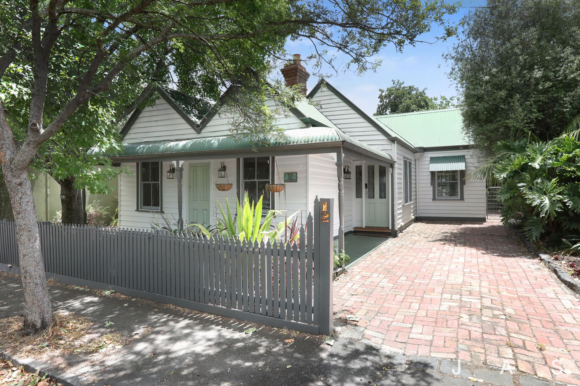 12 Montague Street Yarraville VIC, Yarraville - Thumbnail 2