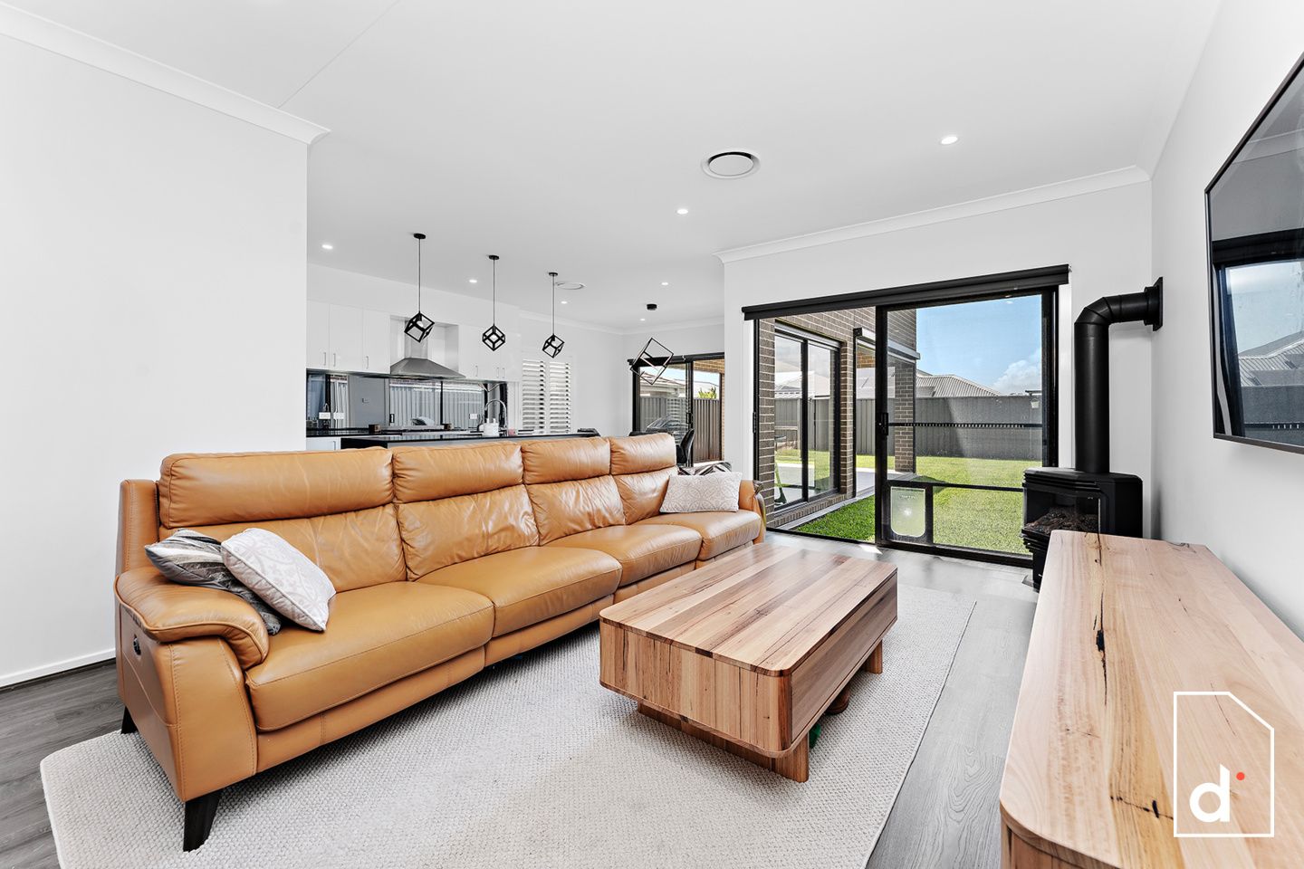 13 Pony Drive, Calderwood NSW