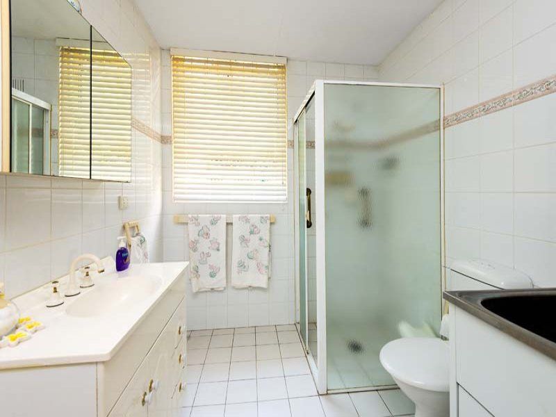 2/10 Westleigh Street NEUTRAL BAY NSW, Bay - Thumbnail 4